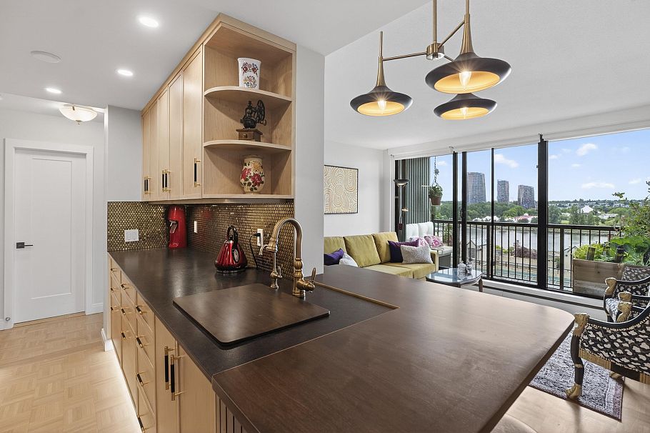 407 1330 Harwood Street Vancouver, BC - 3