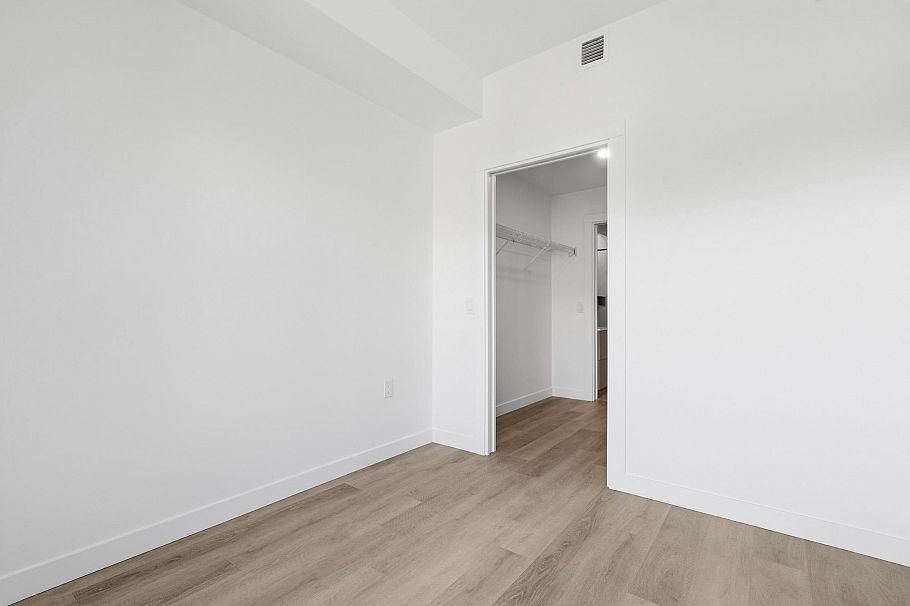 404 2268 E Broadway Vancouver, BC - 8