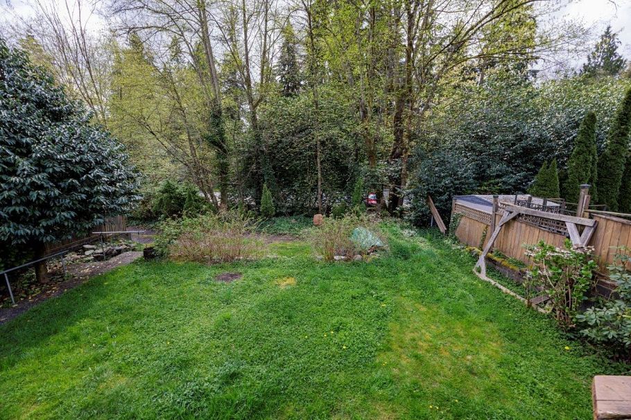 4339 Cliffmont Road North Vancouver, BC - 31