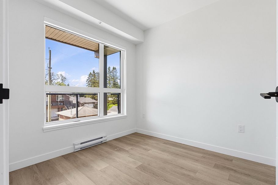 202 2268 E Broadway Vancouver, BC - 10