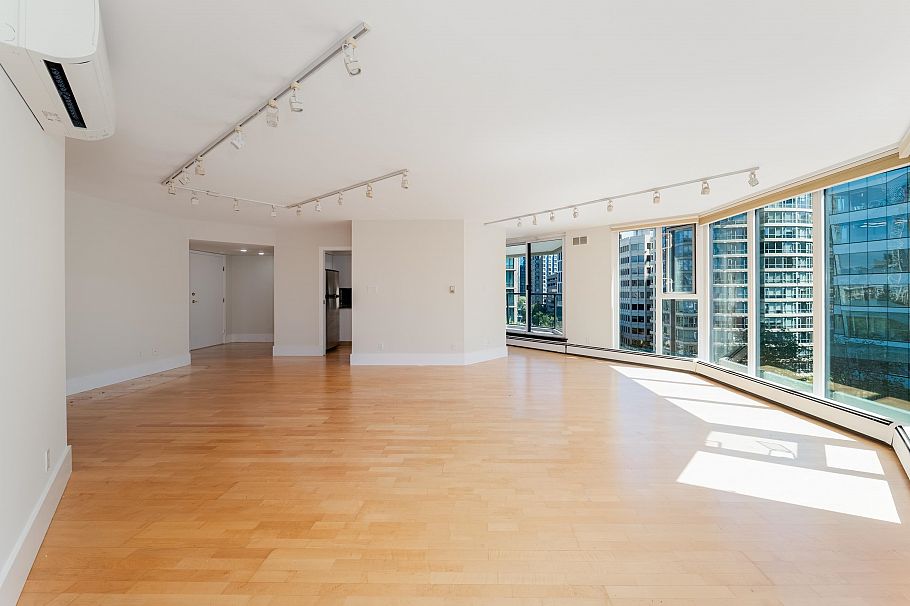 905 1010 Burnaby Street Vancouver, BC - 14