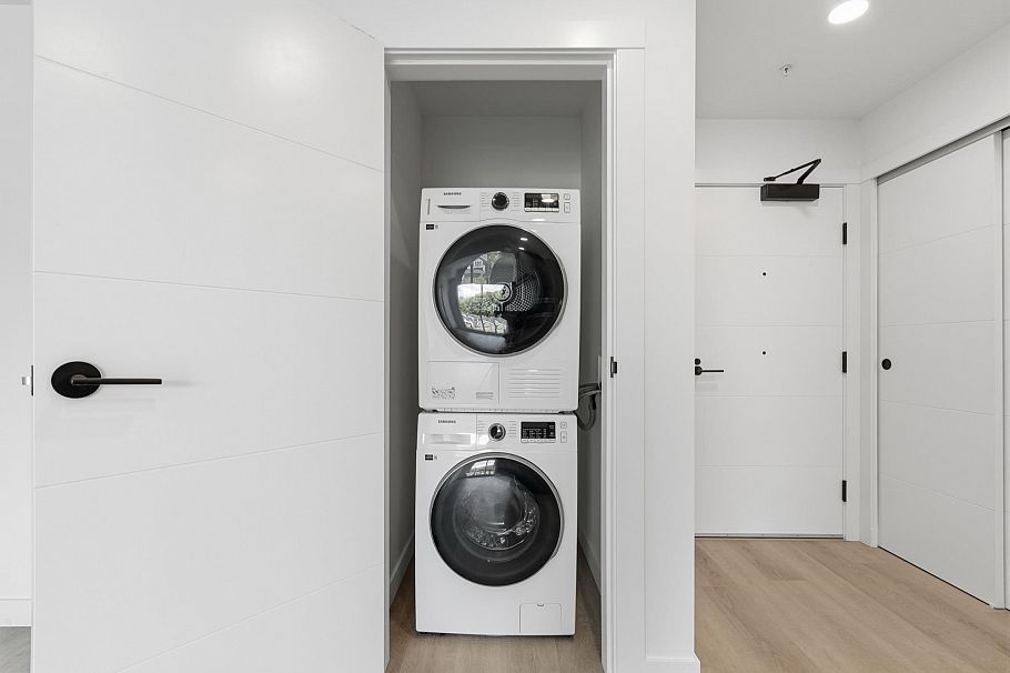 507 2268 E Broadway Vancouver, BC - 17
