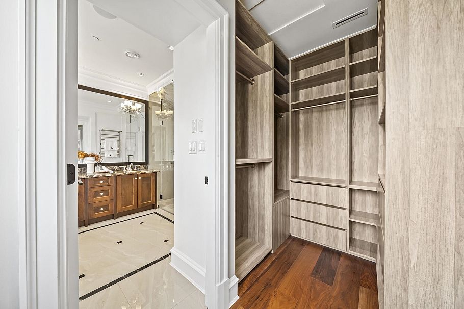 4347 W 9th Avenue Vancouver, BC - 20