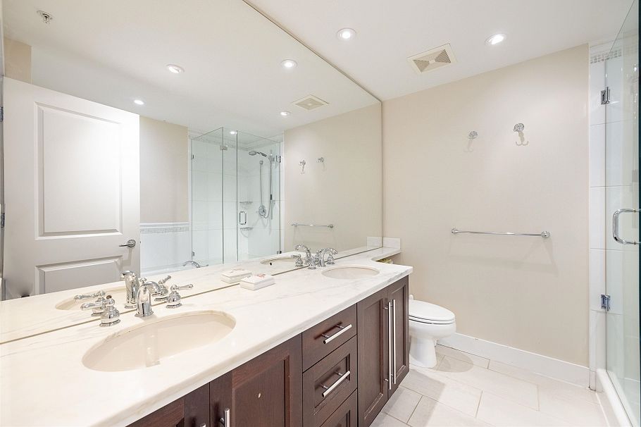 218 4685 Valley Drive Vancouver, BC - 19