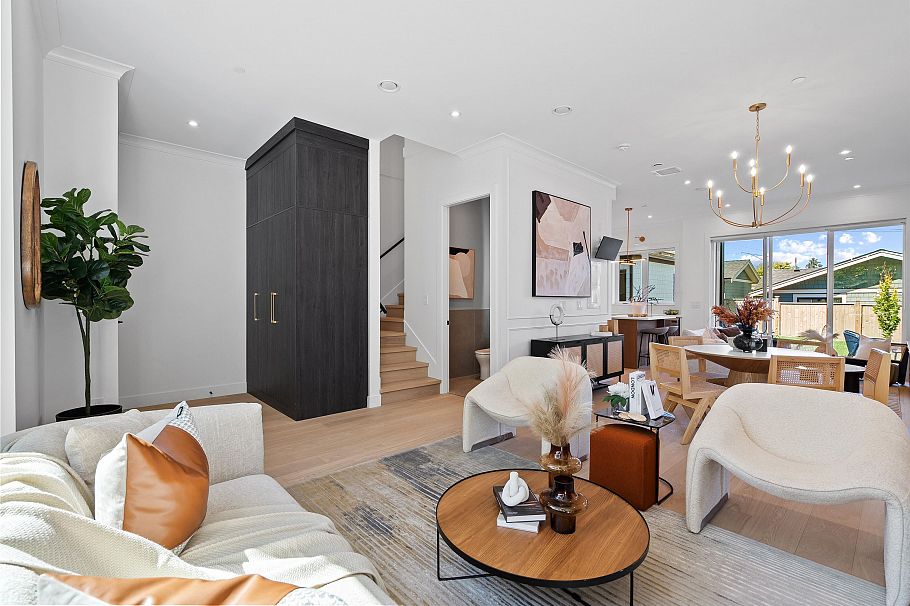 1 4845 Commercial Street Vancouver, BC - 26
