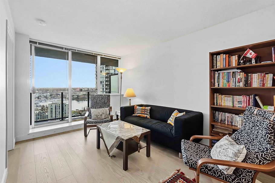 2303 1325 Rolston Street Vancouver, BC - 10