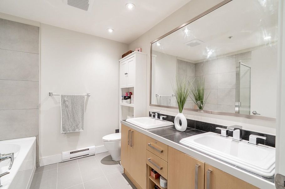112 5779 Birney Avenue Vancouver, BC - 16