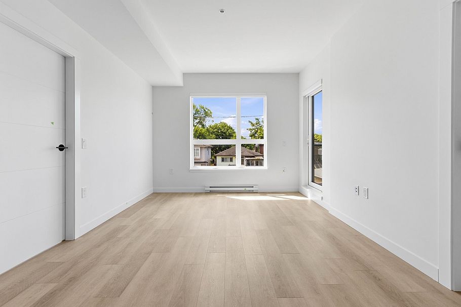 202 2268 E Broadway Vancouver, BC - 6
