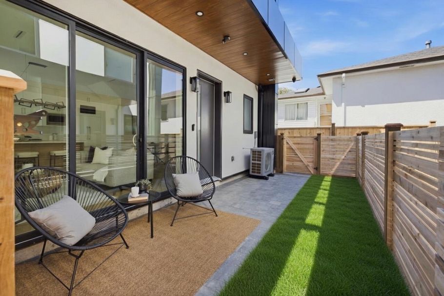 3016 E 19th Avenue Vancouver, BC - 2