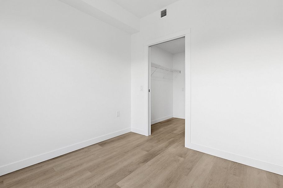 504 2268 E Broadway Vancouver, BC - 9