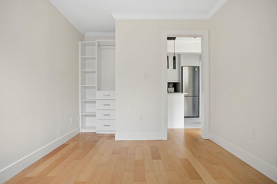 213 1940 Barclay Street Vancouver, BC - 17