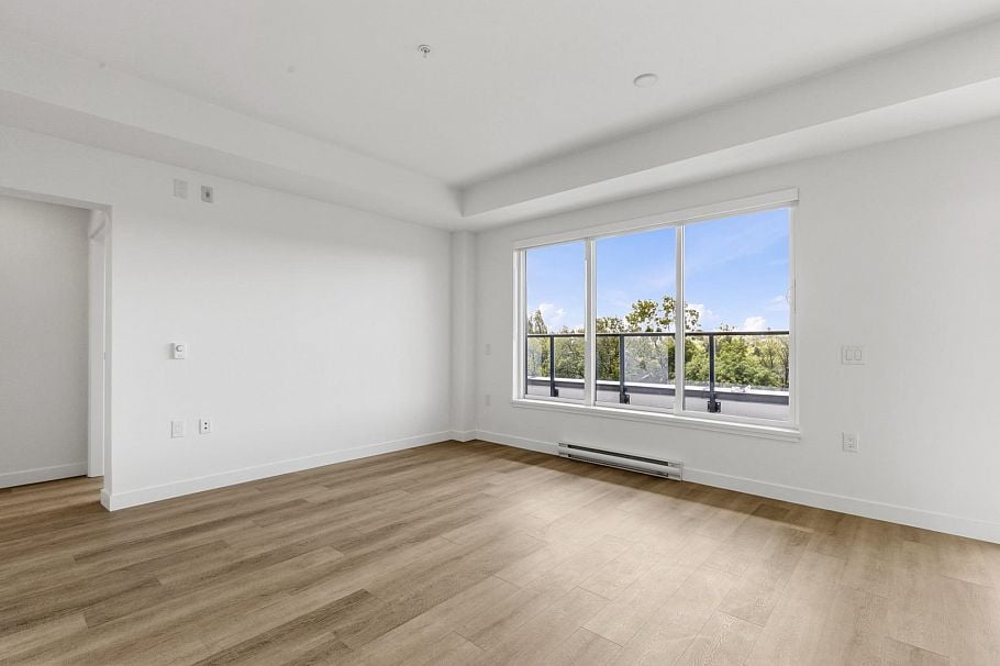 501 2268 E Broadway Vancouver, BC - 10