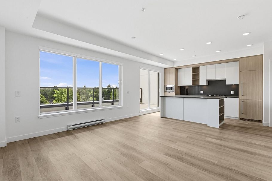 501 2268 E Broadway Vancouver, BC - 8