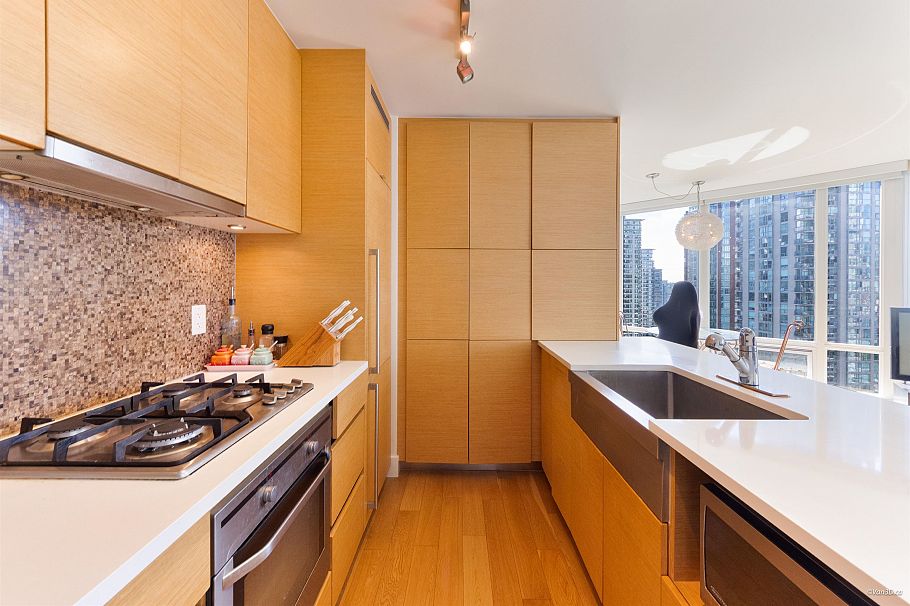 1501 565 Smithe Street Vancouver, BC - 5