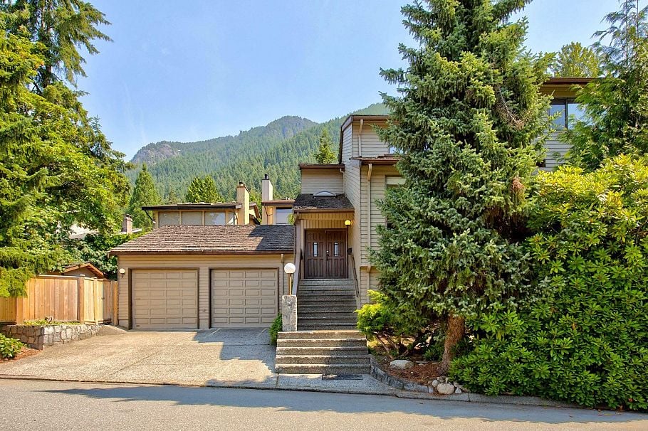 5600 Grousewoods Place North Vancouver, BC - 37