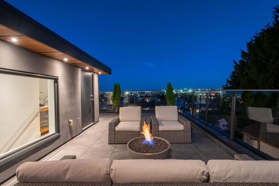 136 E 61st Avenue Vancouver, BC - 24