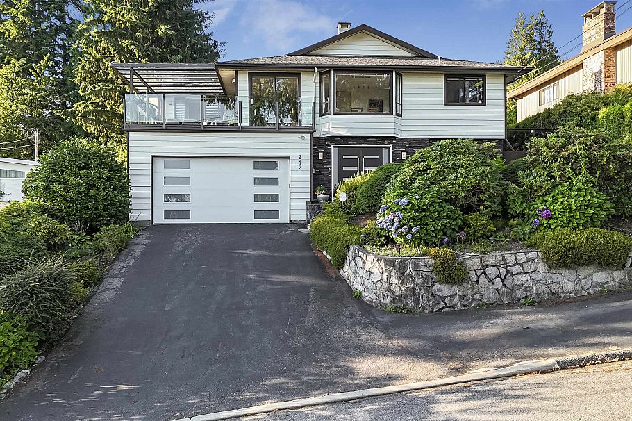 212 W Balmoral Road North Vancouver, BC - 6