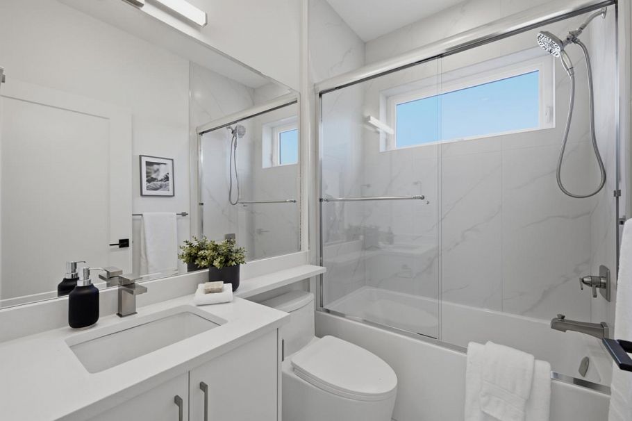1 3018 E 19th Avenue Vancouver, BC - 17