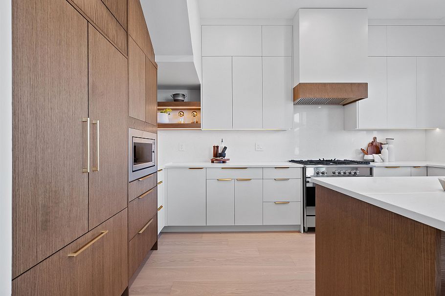 1 4845 Commercial Street Vancouver, BC - 10