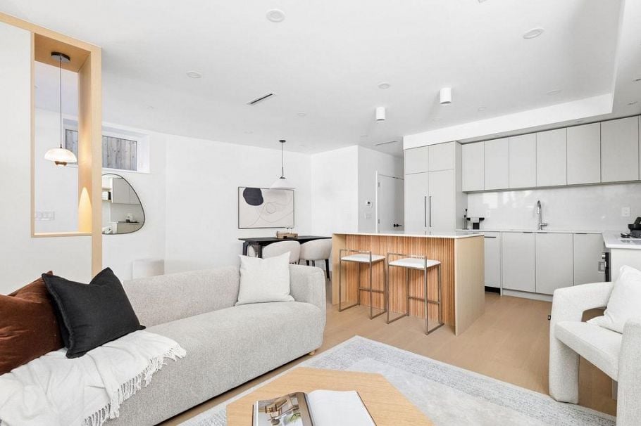 2 2124 E 8 Avenue Vancouver, BC - 15