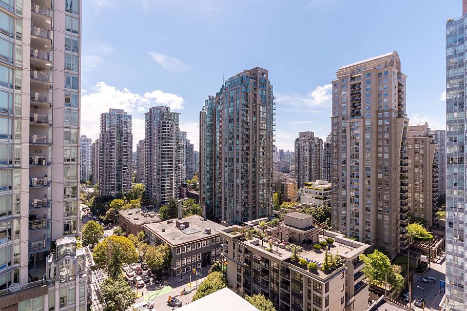 1501 565 Smithe Street Vancouver, BC - 21