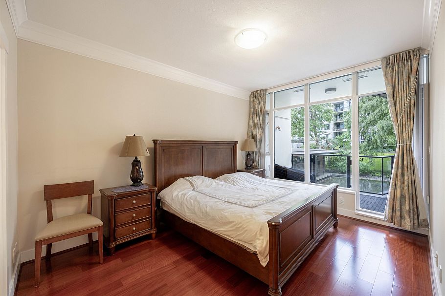 218 4685 Valley Drive Vancouver, BC - 5
