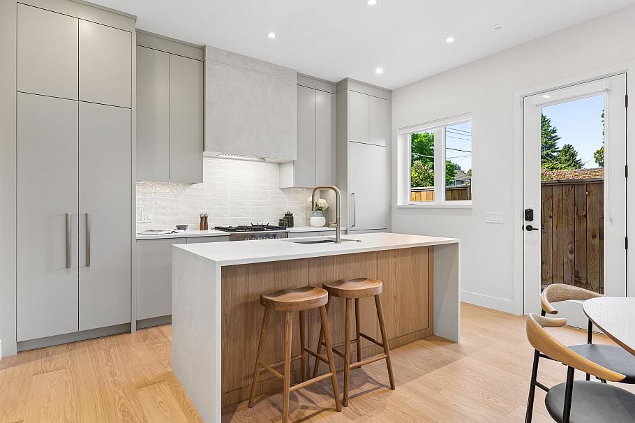 2 3060 W 34th Avenue Vancouver, BC - 7