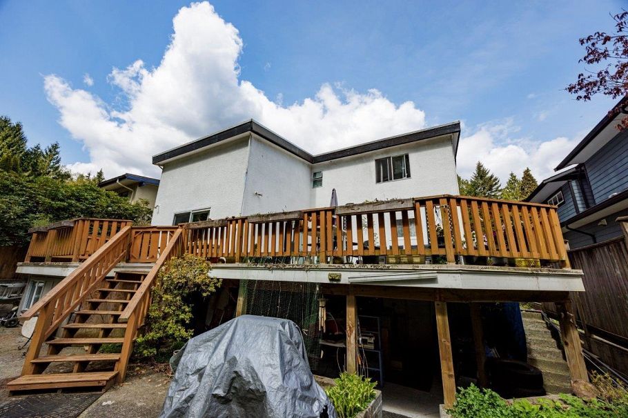 4339 Cliffmont Road North Vancouver, BC - 3