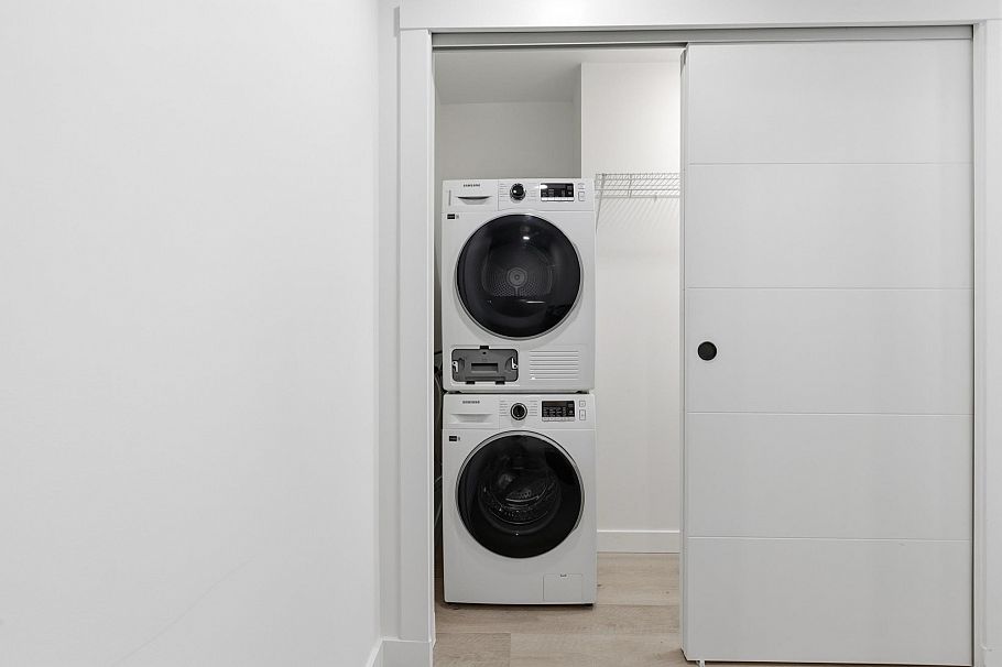 102 2268 E Broadway Vancouver, BC - 12