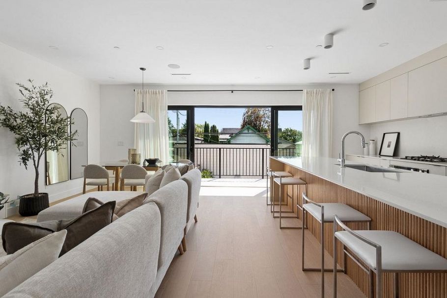 3 2124 E 8 Avenue Vancouver, BC - 12