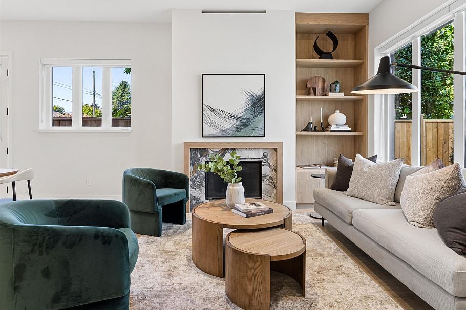 2 3060 W 34th Avenue Vancouver, BC - 4