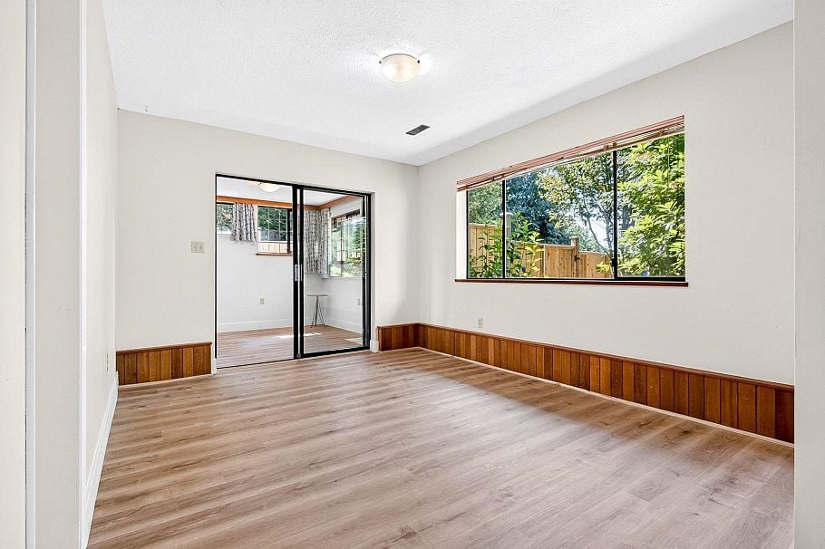 5600 Grousewoods Place North Vancouver, BC - 25