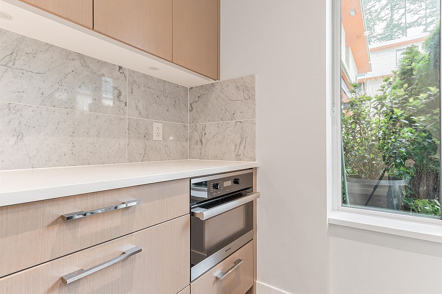 5336 University Boulevard Vancouver, BC - 4
