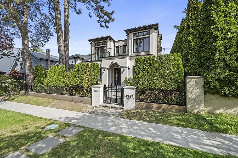 4347 W 9th Avenue Vancouver, BC - 1