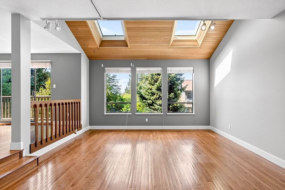 5600 Grousewoods Place North Vancouver, BC - 6