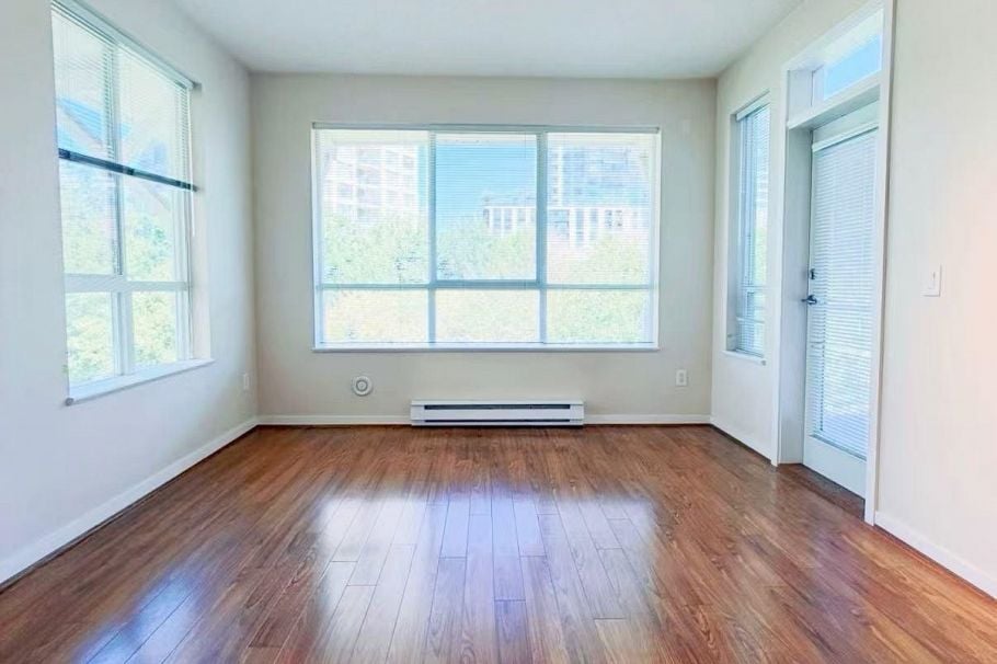 408 3551 Foster Avenue Vancouver, BC - 3