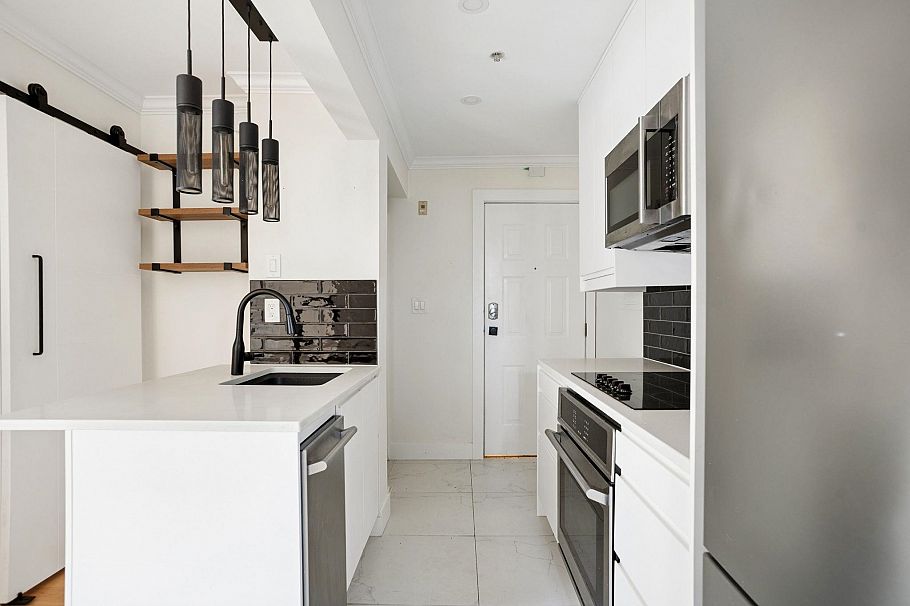 213 1940 Barclay Street Vancouver, BC - 8