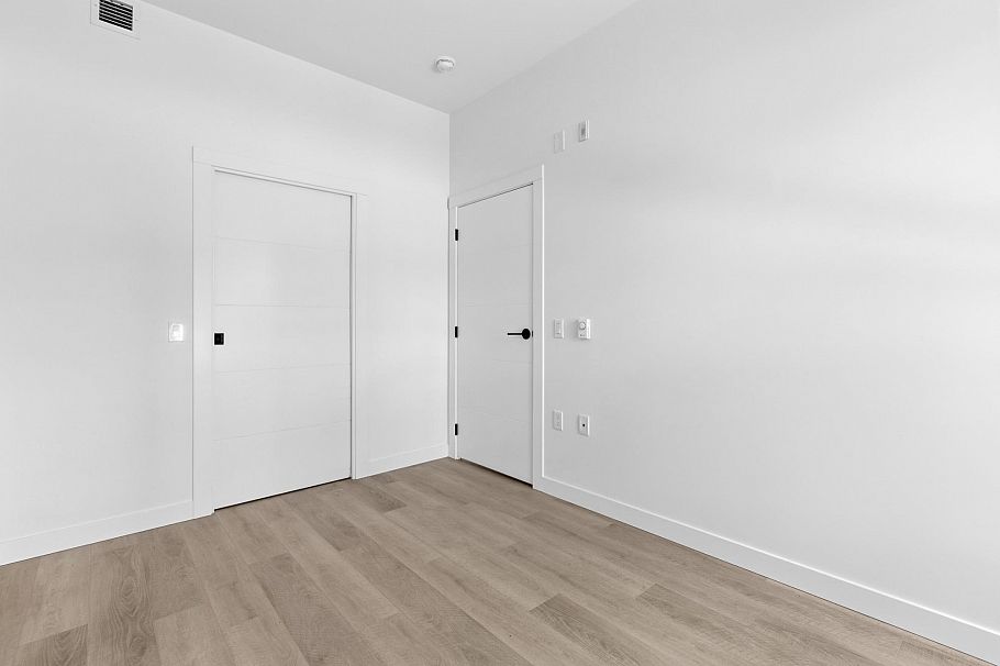 102 2268 E Broadway Vancouver, BC - 7
