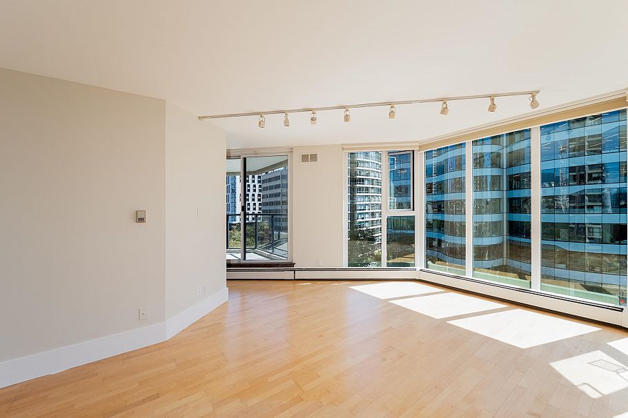 905 1010 Burnaby Street Vancouver, BC - 15