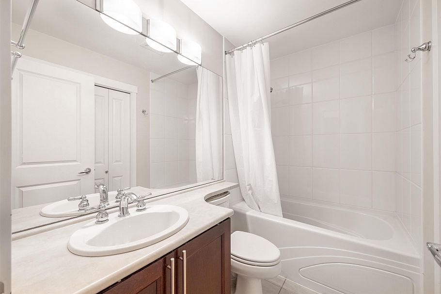 218 4685 Valley Drive Vancouver, BC - 16