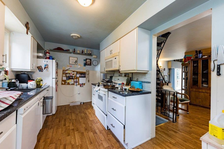 4339 Cliffmont Road North Vancouver, BC - 15