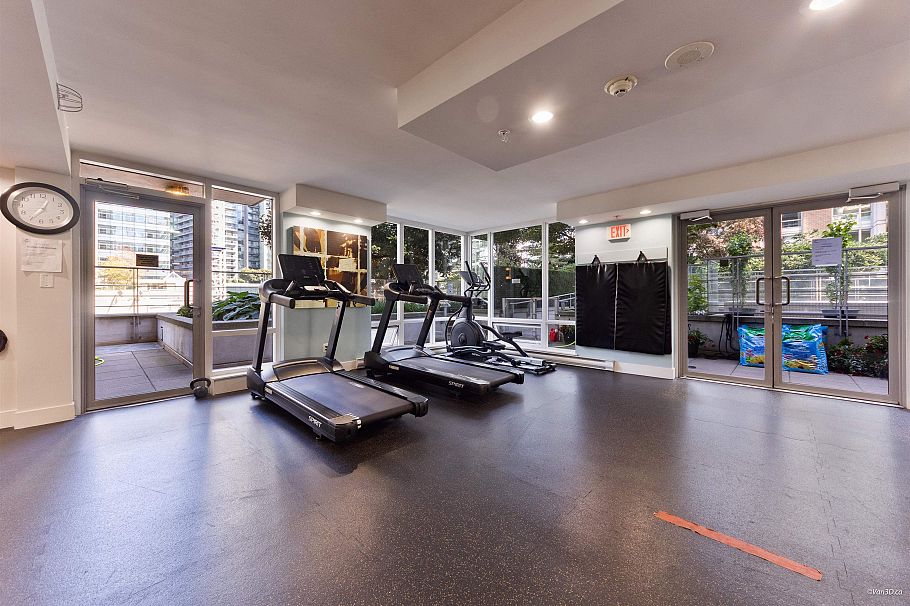 1501 565 Smithe Street Vancouver, BC - 24