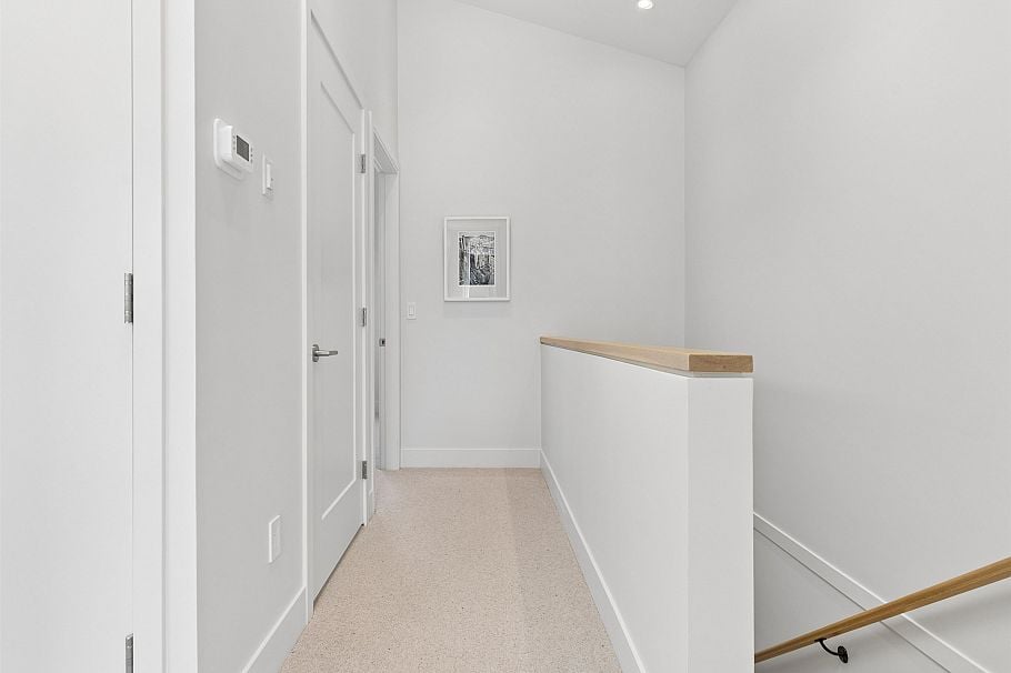 2 3060 W 34th Avenue Vancouver, BC - 14