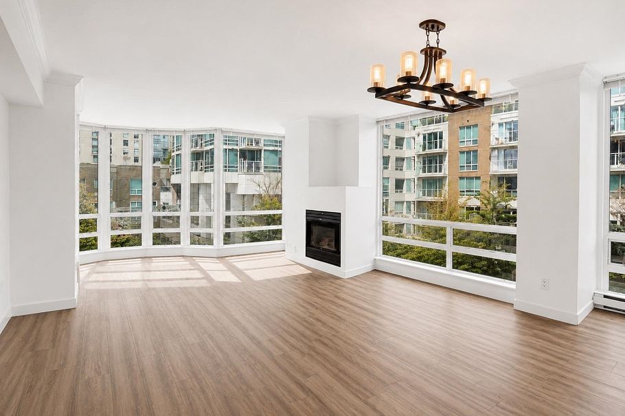 404 1501 Howe Street Vancouver, BC - 6