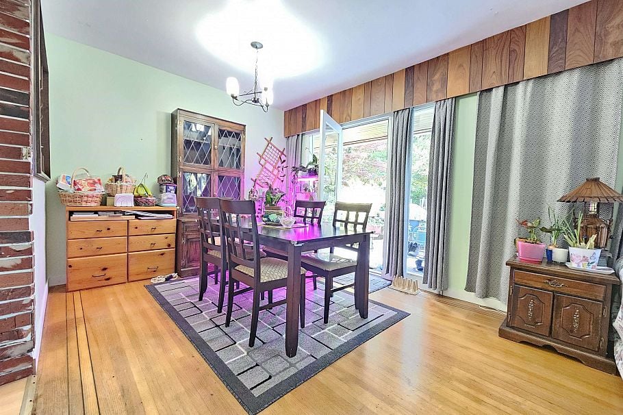 435 E Osborne Road North Vancouver, BC - 8