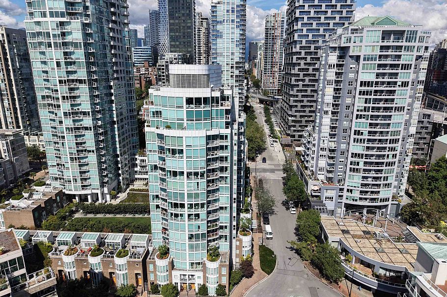 404 1501 Howe Street Vancouver, BC - 26