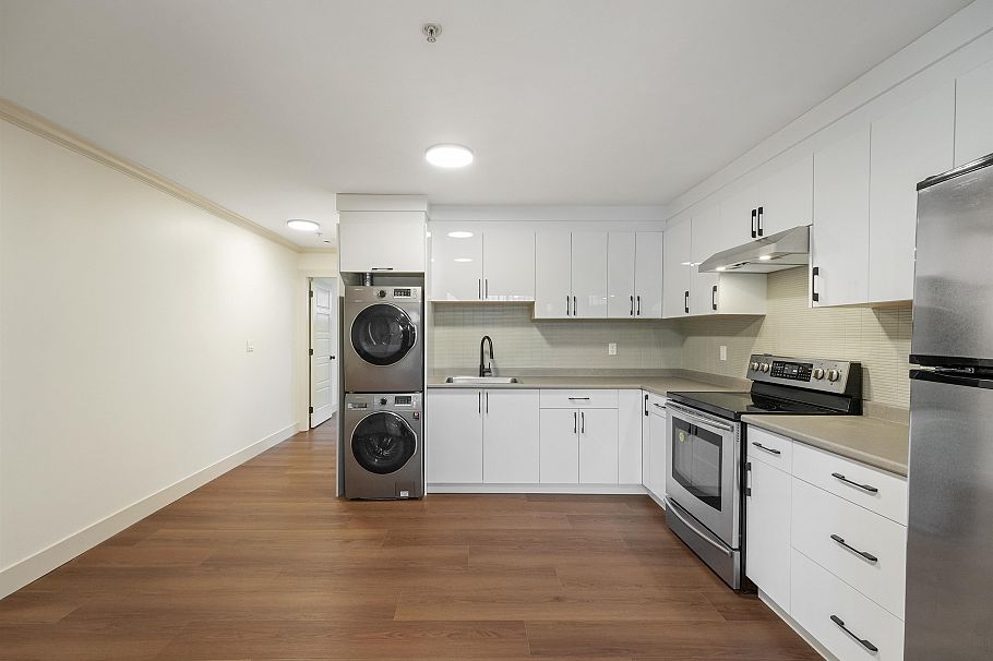 5454 Slocan St Street Vancouver, BC - 28
