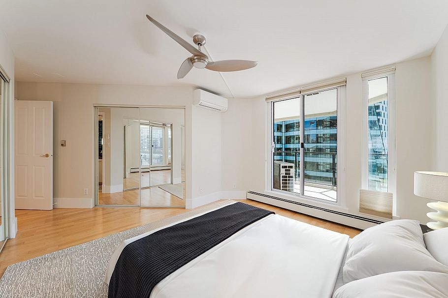 905 1010 Burnaby Street Vancouver, BC - 6