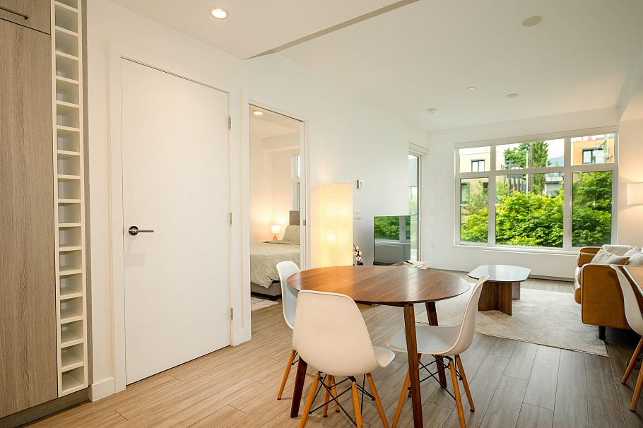 214 707 3rd Street East North Vancouver, BC - 12