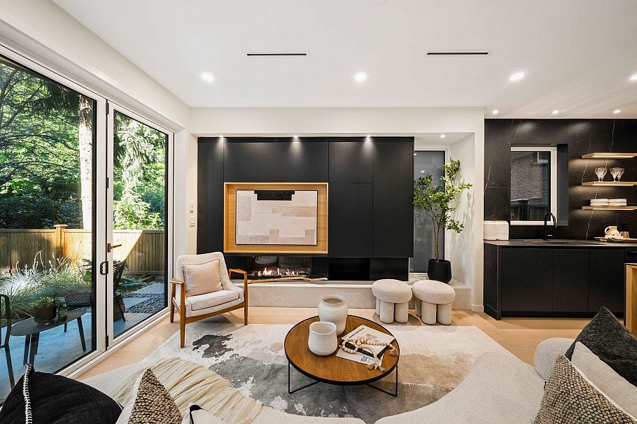 1 2764 W 14 Avenue Vancouver, BC - 3